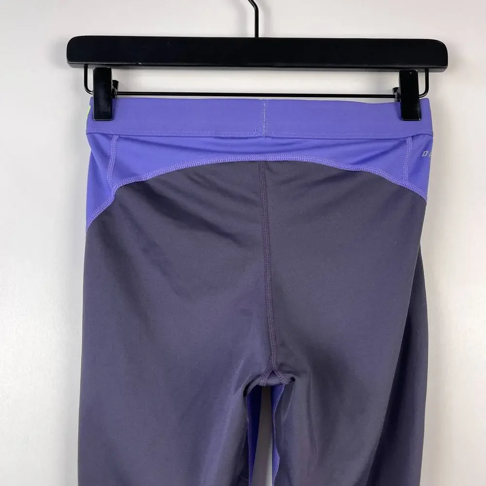 Nike lightweight stretchy